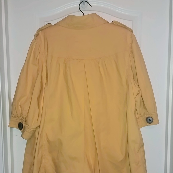 Lightweight Jacket - Picture 3 of 8